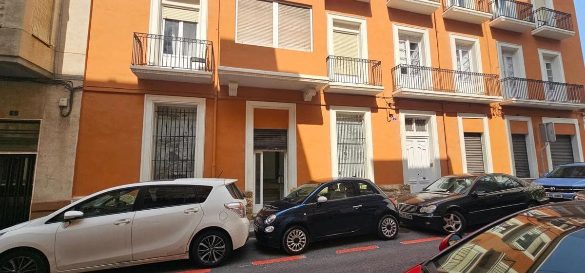 Properties for sale and rent in Spain photo 4