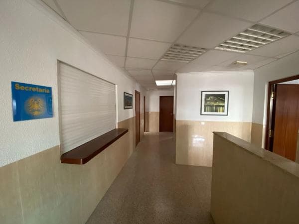 Local en calle del Doctor Bergez photo 1