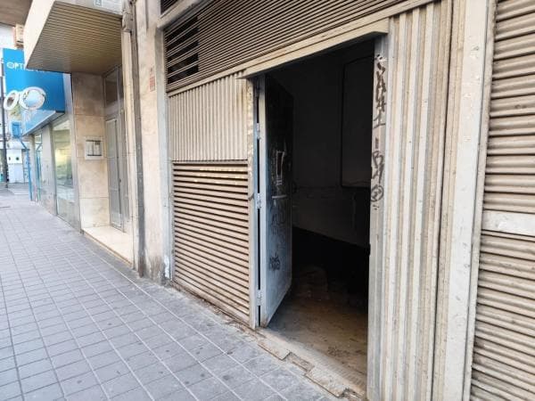 Local en calle Arquitecto Morell, 1 thumbnail 2
