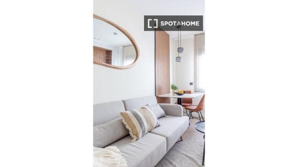 Piso en alquiler en C. de San Buenaventura , Madrid thumbnail 2