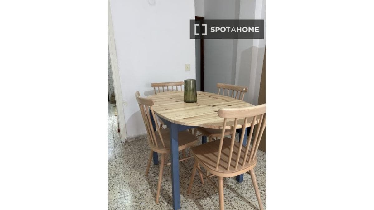 Propiedades en venta y alquiler en España photo 5