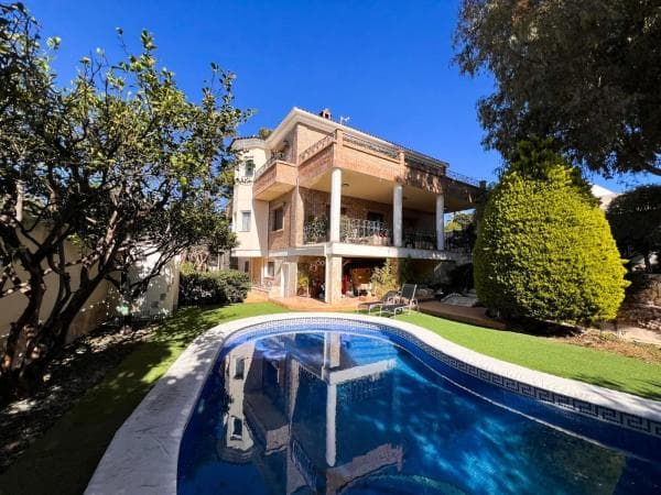 Chalet independiente en venta en Calle de los Almendros, 49, Rojales
photo 1