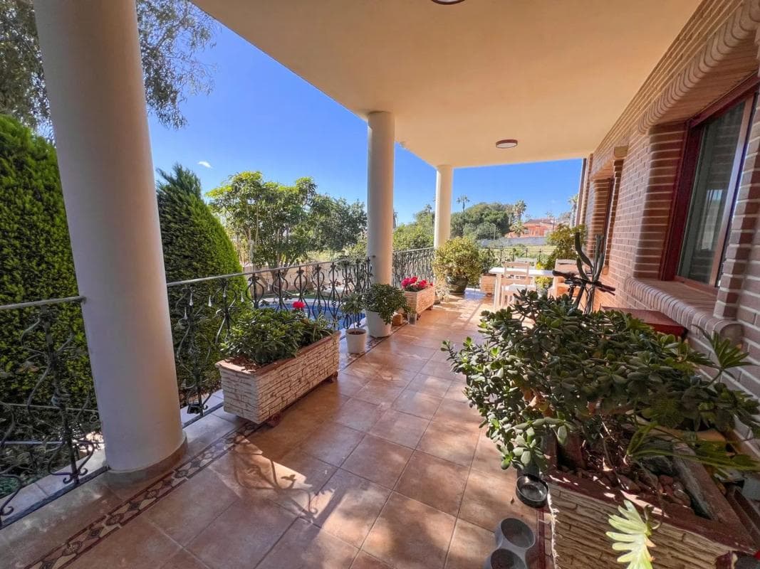 Sale of independent chalet in Calle de los Almendros, 49, Rojales
photo 5