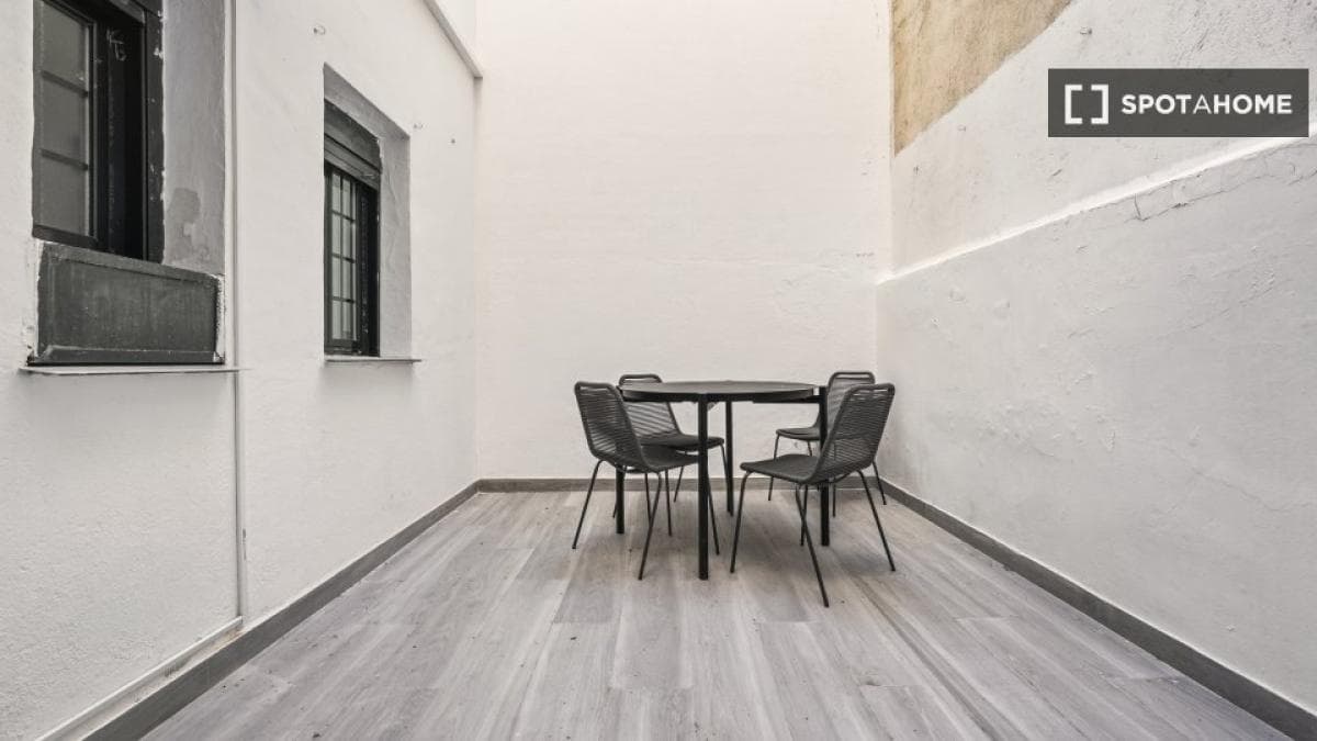 Properties for sale and rent in Spain photo 3