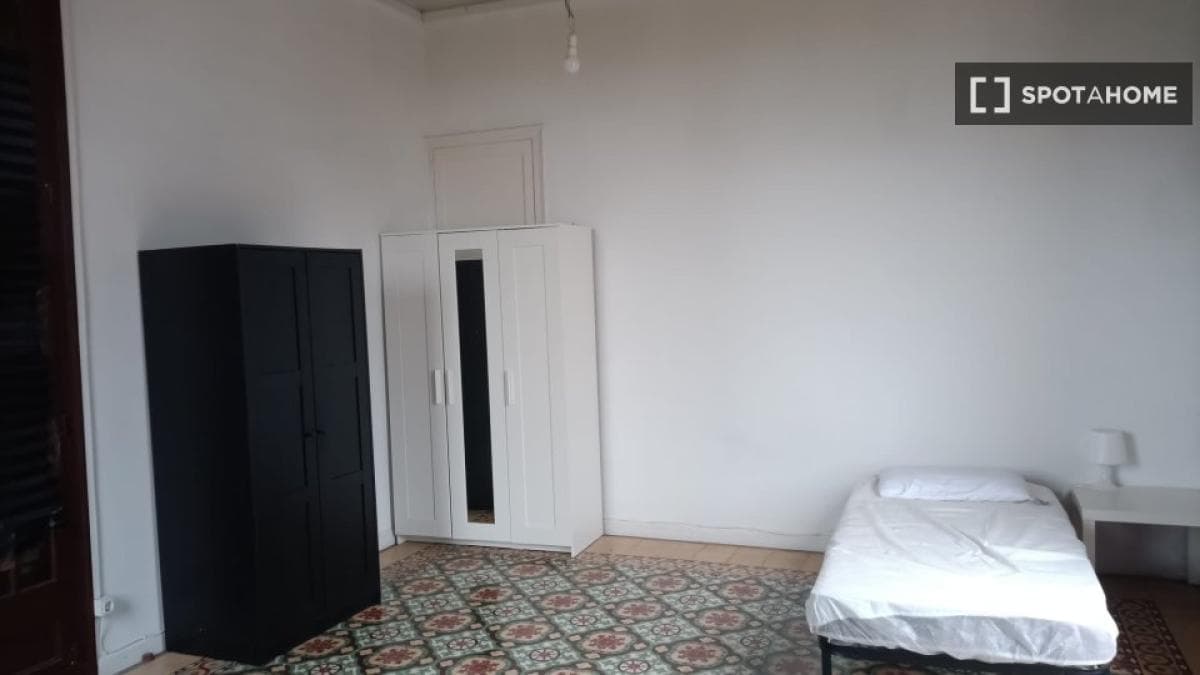 Недвижимость на продажу и в аренду в Испании photo 3