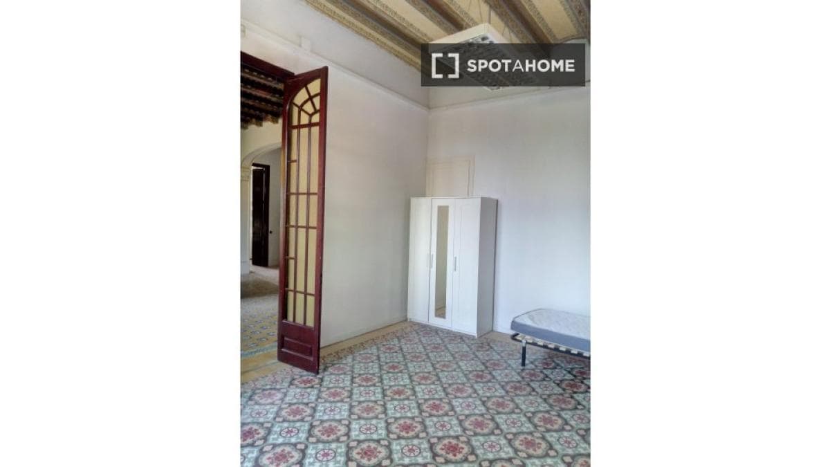 Недвижимость на продажу и в аренду в Испании photo 4