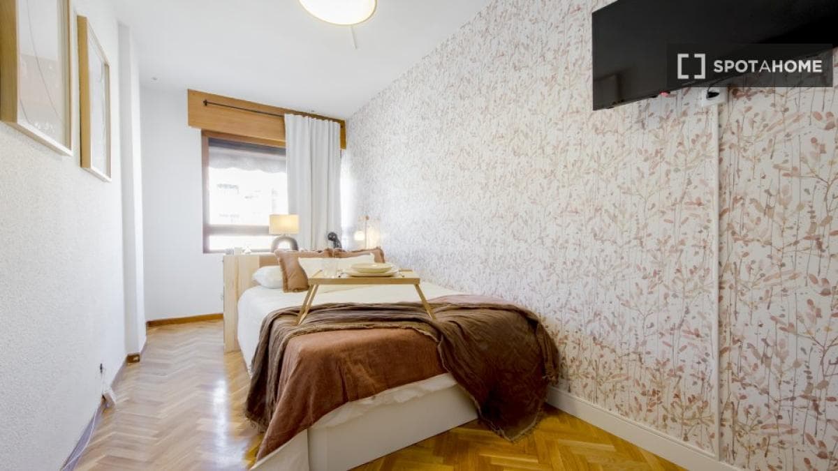 Propiedades en venta y alquiler en España photo 2