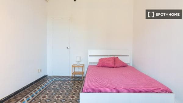 Habitación en piso compartido de 9 habitaciones en La Dreta de l'Eixample photo 1