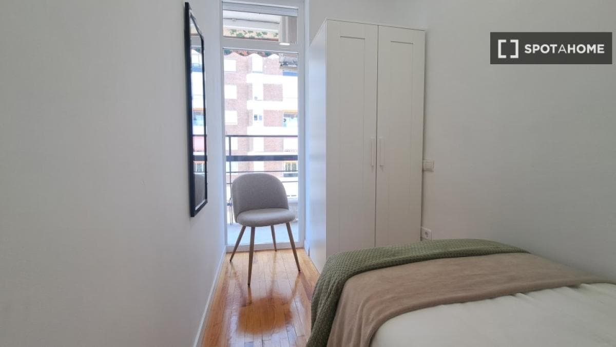 Properties for sale and rent in Spain photo 3