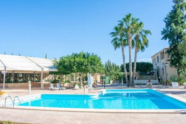 Chalet independiente en venta en Crevillente, Crevillente
thumbnail 2