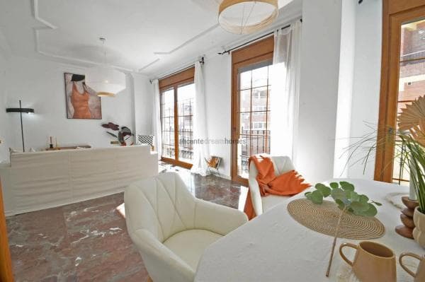 Chalet adosado thumbnail 2