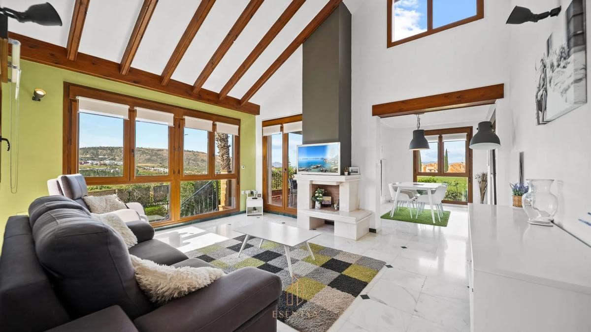 Sale of independent chalet in Calle Benferri, Algorfa
photo 5