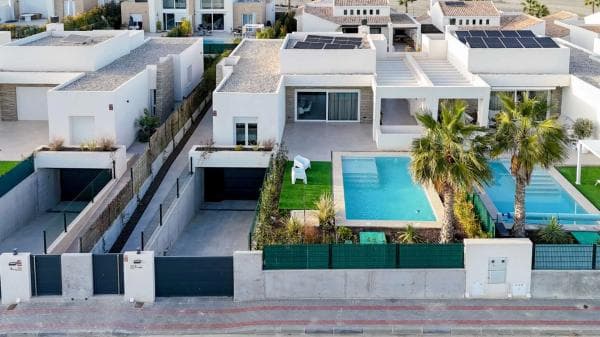 Casa independiente photo 1