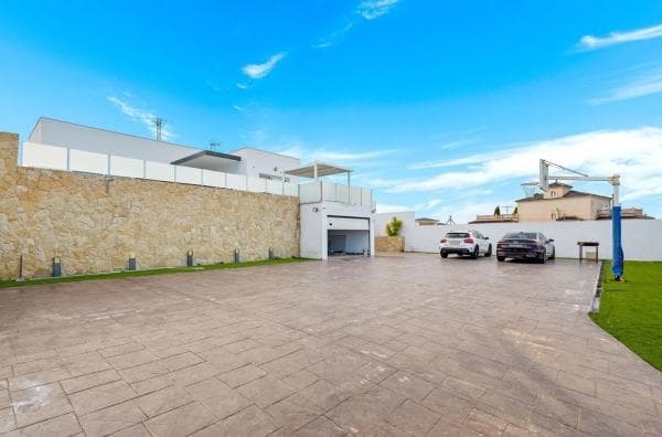Chalet independiente en venta en Algorfa, Algorfa
thumbnail 2