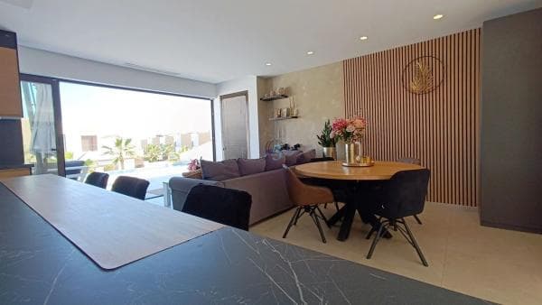 Chalet independiente en venta en Algorfa, Algorfa
thumbnail 1