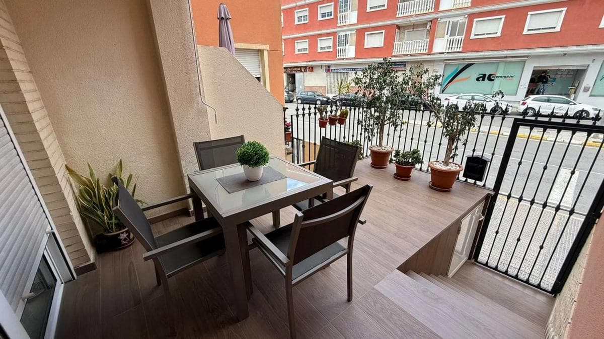 Propiedades en venta y alquiler en España photo 5
