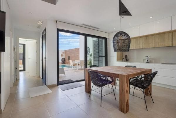 Chalet independiente en venta en Benijofar, Benijofar thumbnail 1