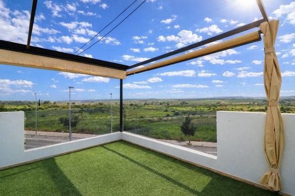Chalet independiente en venta en Benijofar, Benijofar thumbnail 2