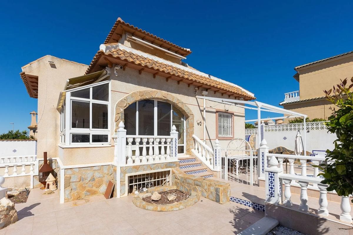 Venta de chalet independiente en Calle Córdoba, 1, Benijofar
photo 2