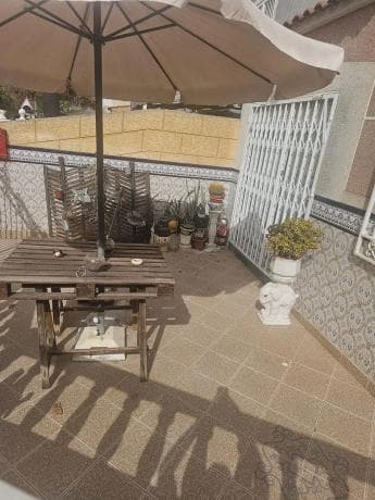 Chalet adosado photo 3