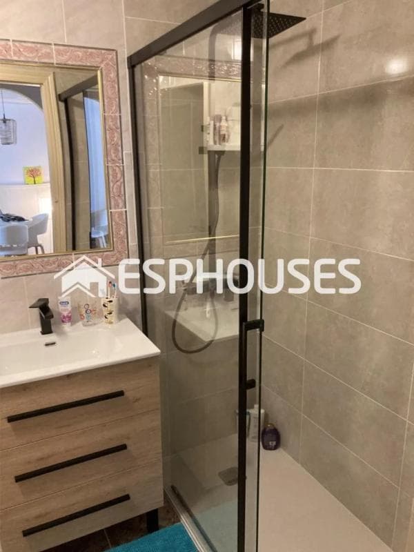Venta de piso en Urbanizaciones, Guardamar del Segura
photo 2