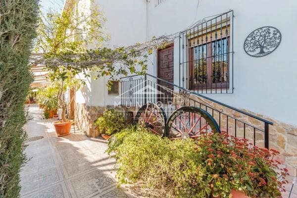 Chalet independiente en venta en Desamparados-Hurchillo-Torremendo, Orihuela
thumbnail 2
