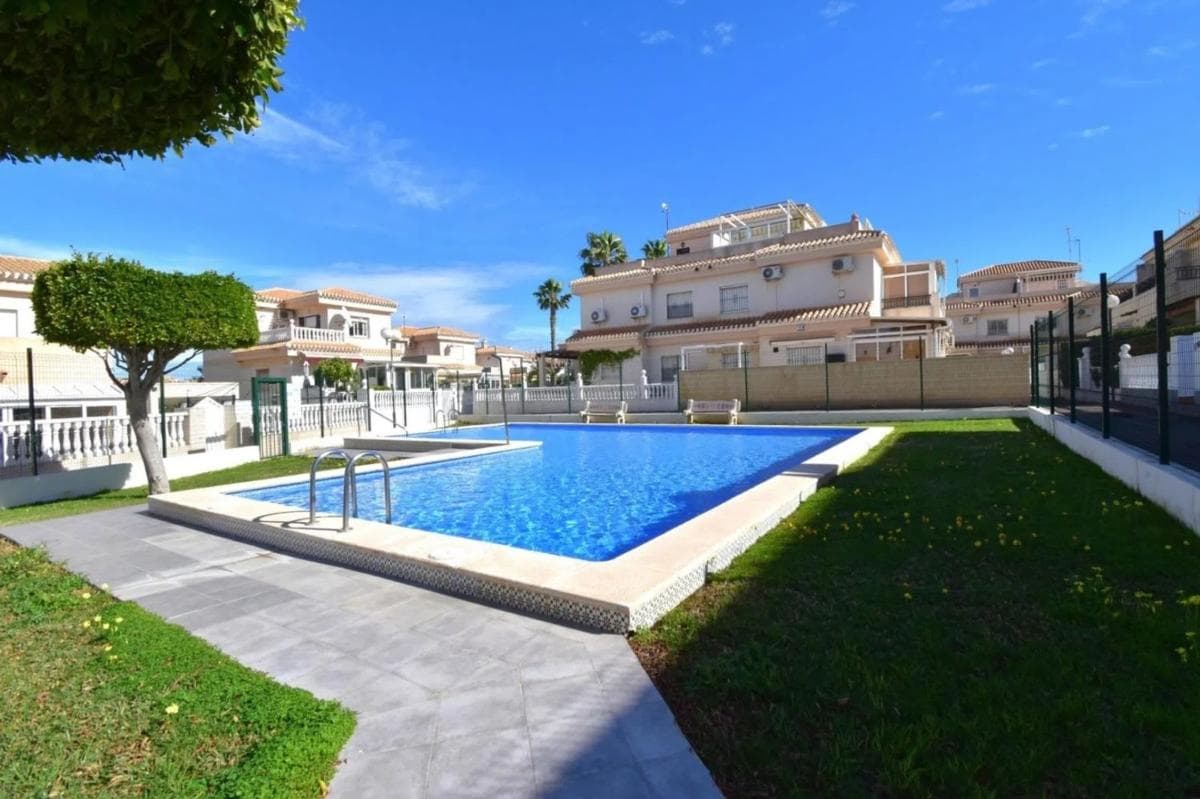 Venta de chalet independiente en Montepinar-La Aparecida-Raiguero, Orihuela
photo 2