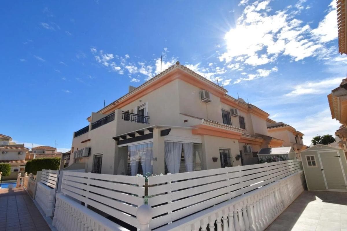 Venta de chalet independiente en Montepinar-La Aparecida-Raiguero, Orihuela
photo 3