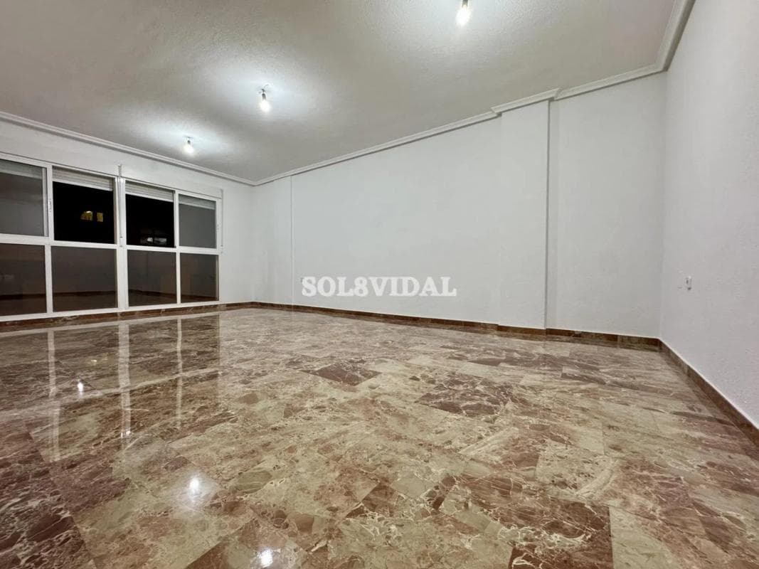 Venta de piso en Calle Monseñor Espinosa, Orihuela
photo 4