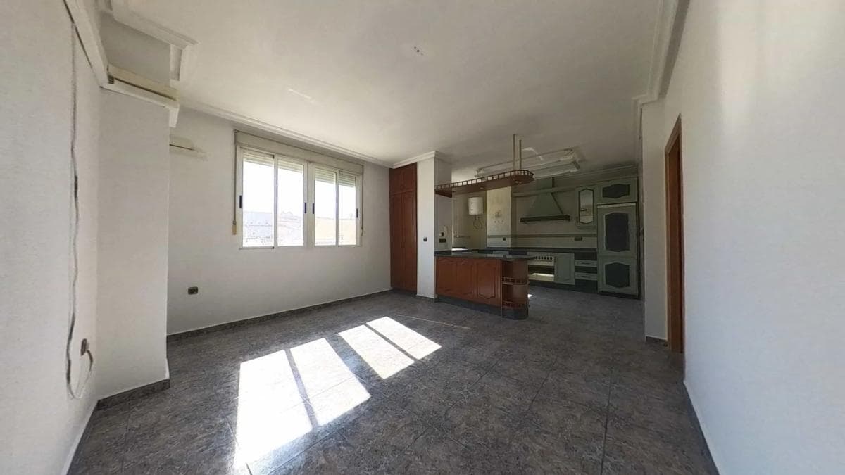 Venta de piso en Calle Pintor Agrasot, Orihuela
photo 2