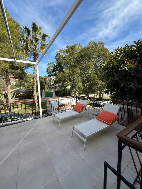 Venta de chalet adosado en Calle Rube Darío Cmor, 35 , Orihuela photo 3