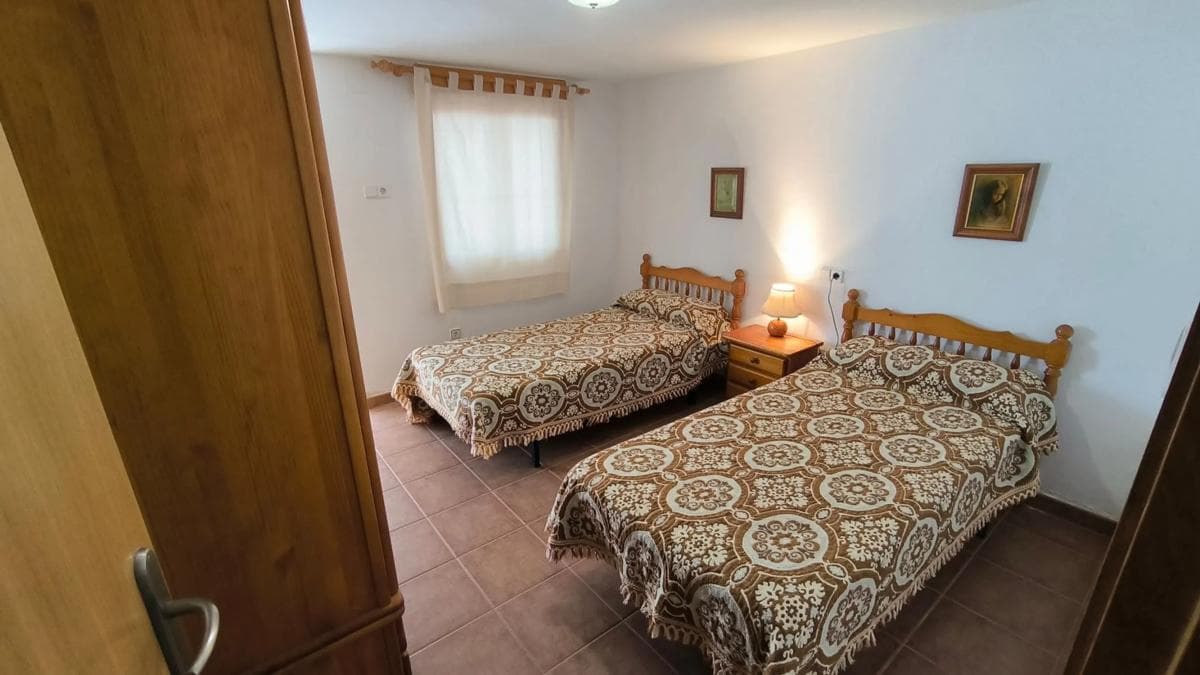 Venta de chalet adosado en Calle Rube Darío Cmor, 42 , Orihuela photo 3