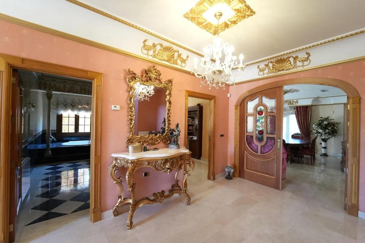 Sale of independent chalet in Barrio Campoamor, Orihuela
photo 4