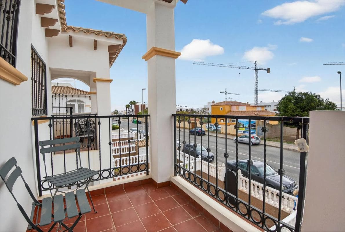 Properties for sale and rent in Spain photo 4