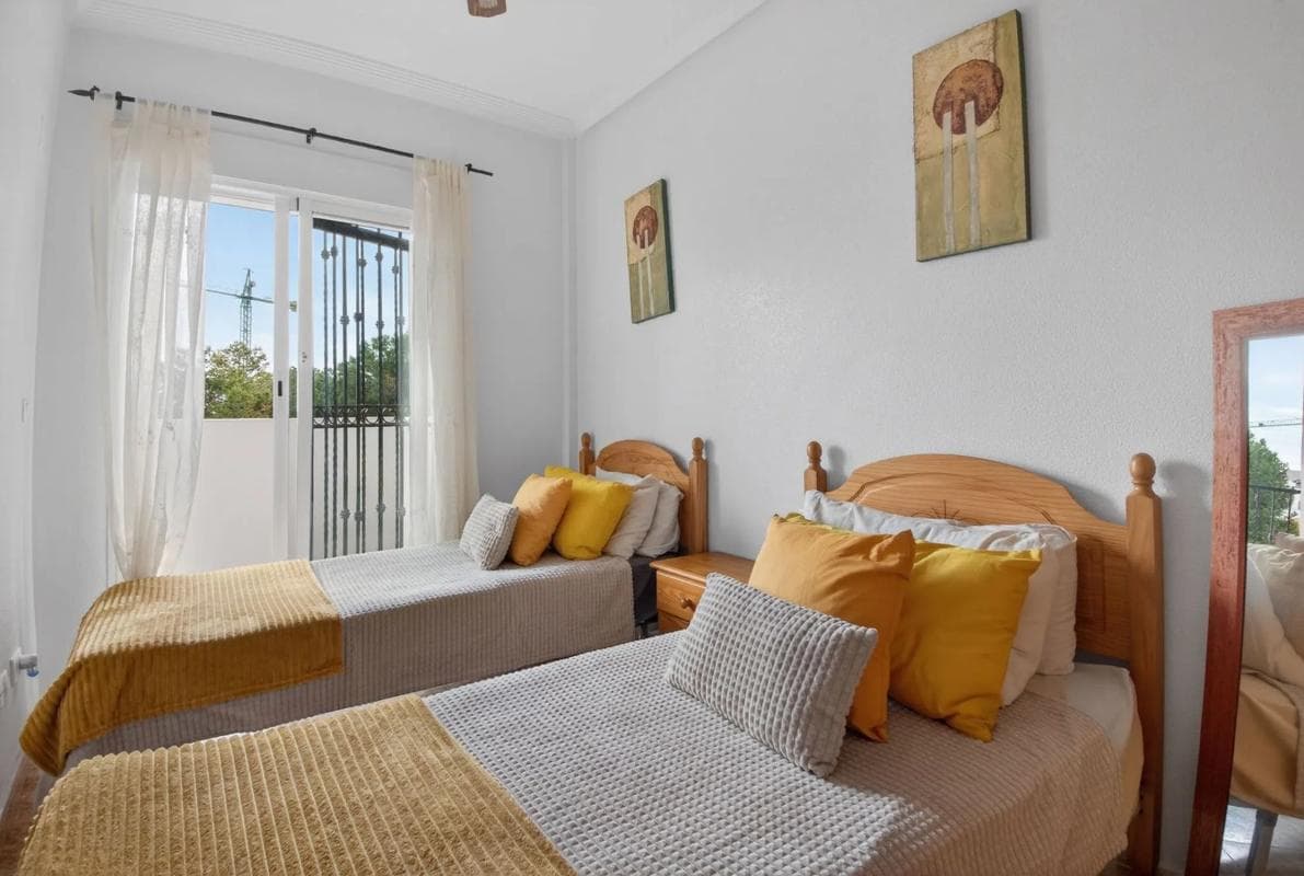 Properties for sale and rent in Spain photo 5