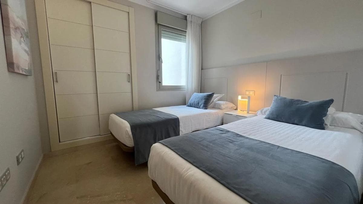 Venta de piso en Avenida de las Colinas, 1 EncinaEscPlantaPtaB, Orihuela
photo 4