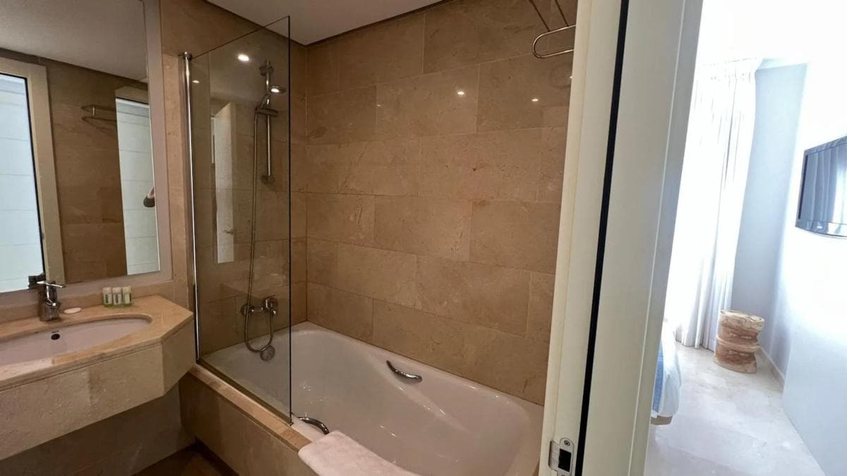 Venta de piso en Avenida de las Colinas, 1 EncinaEscPlantaPtaB, Orihuela
photo 5