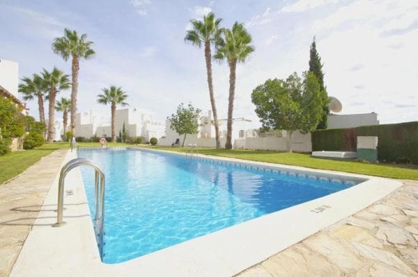 Venta de piso en Barrio Las Ramblas, Orihuela
thumbnail 2