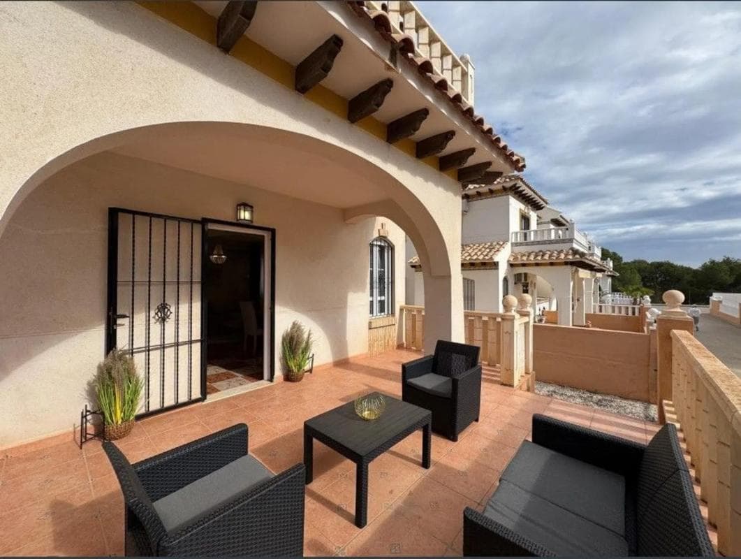 Venta de duplex en Calle Castillo de San Roque, Orihuela photo 5