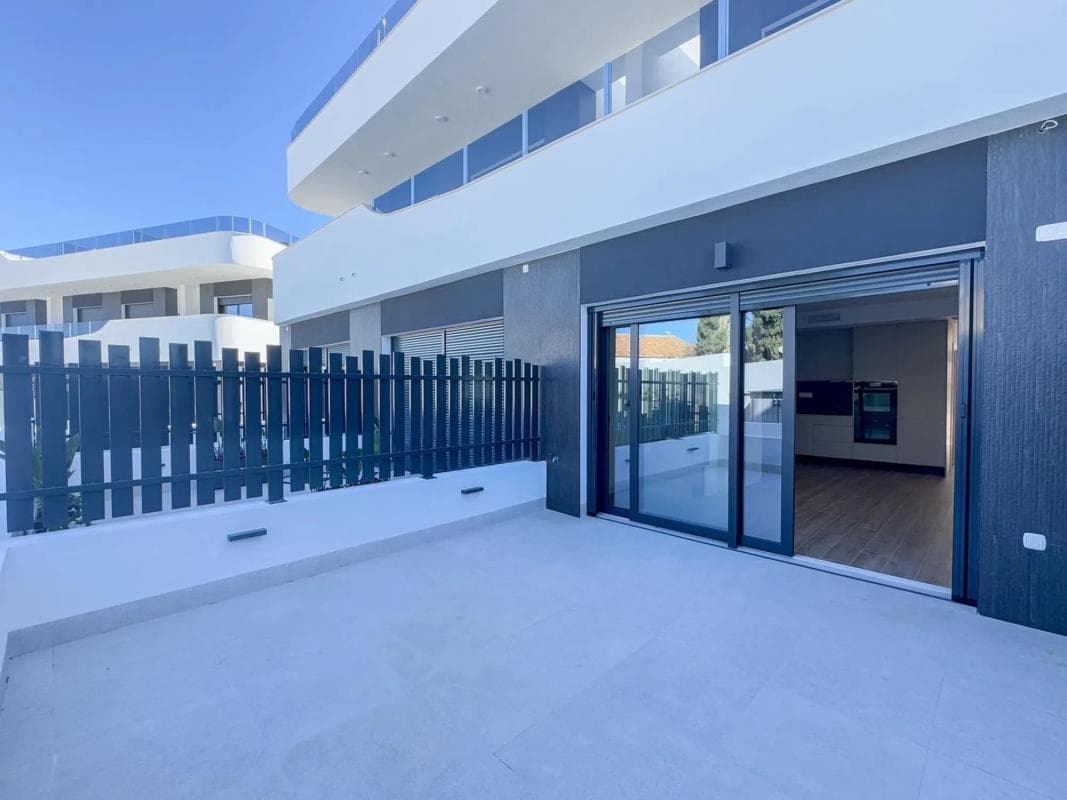 Sale of independent chalet in Barrio Lomas de Don Juan, Orihuela
photo 2