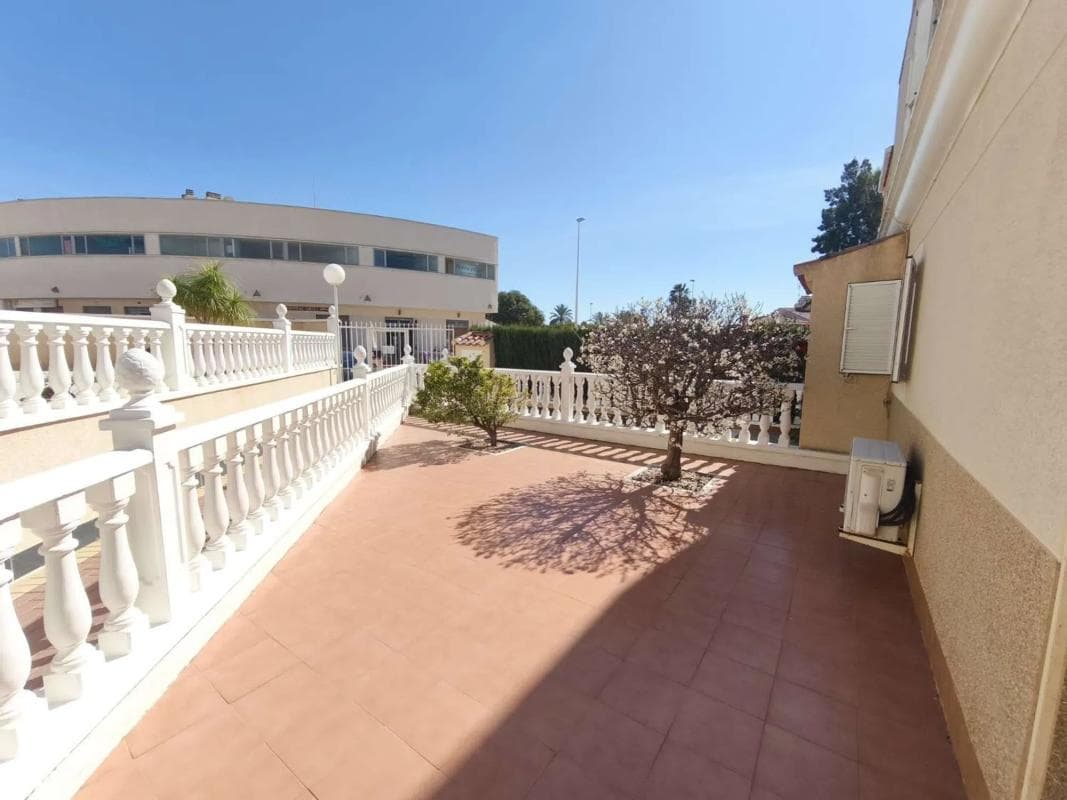 Venta de duplex en Barrio Zeniamar, Orihuela photo 3