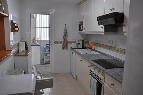 Продажа квартиры на Calle Fernando de Rojas, 44, Пилар де ла Орадада
thumbnail 1