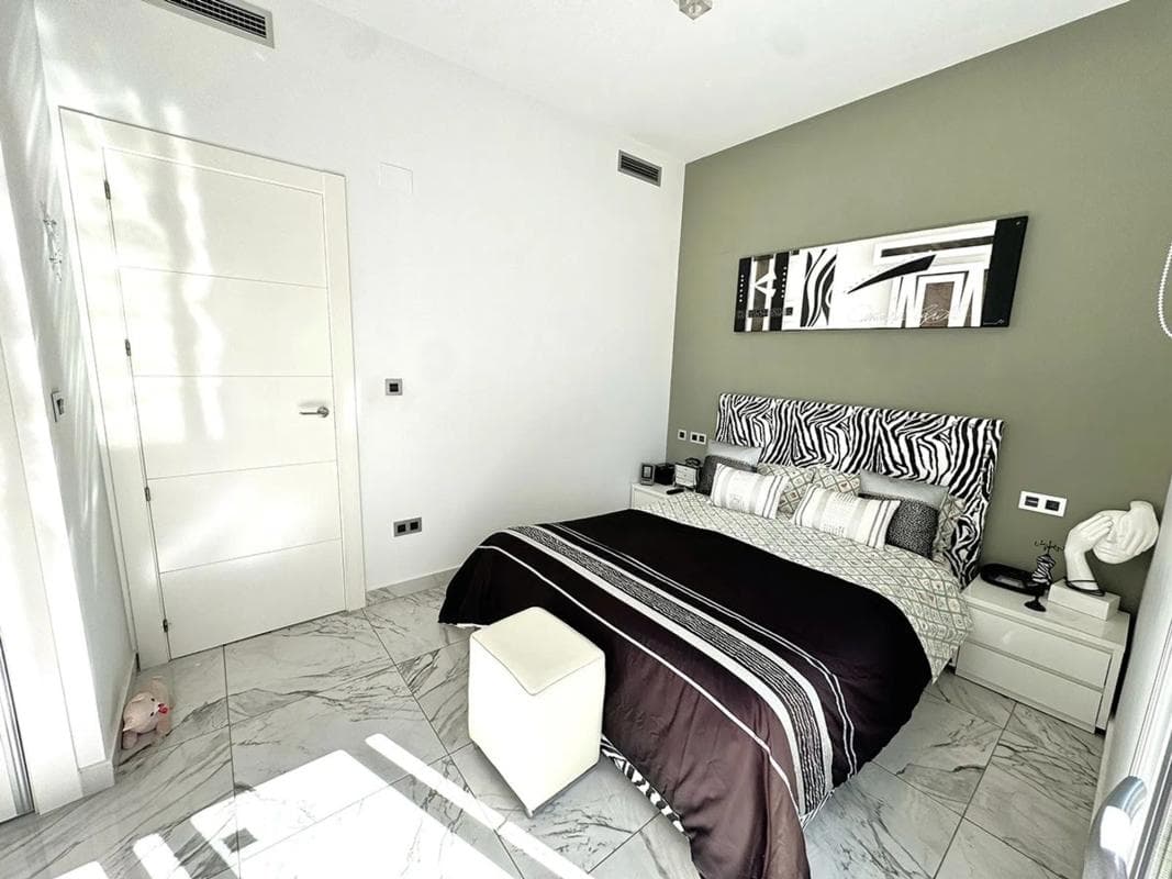 Venta de chalet independiente en Calle Comunidad Gallega, 26, Pilar de la Horadada
photo 3