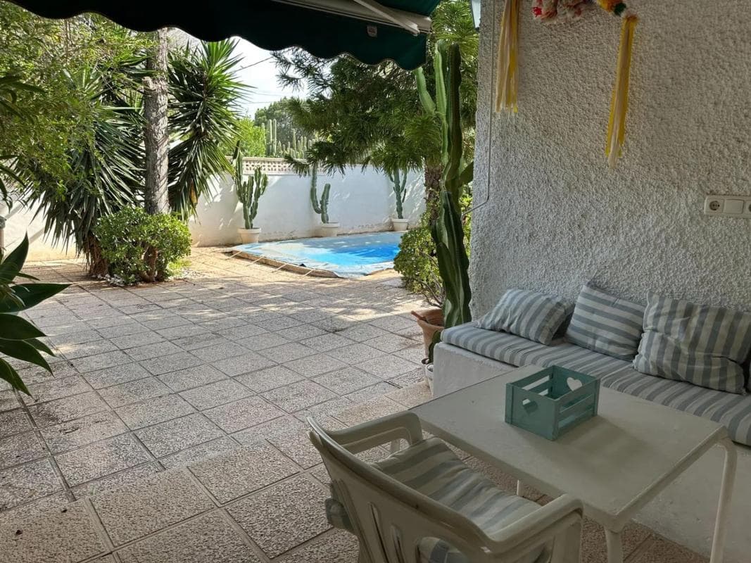 Venta de chalet adosado en Avenida Jardines , Pilar de la Horadada photo 2