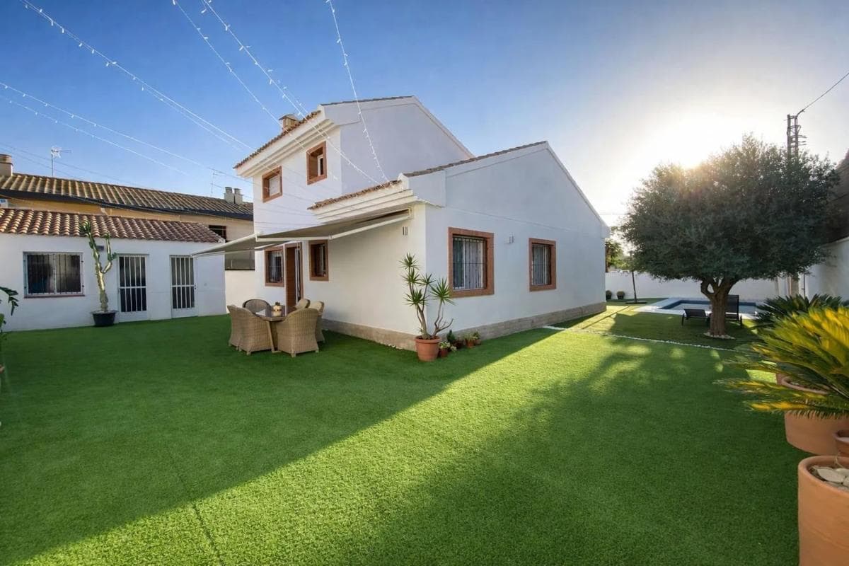Venta de chalet independiente en Calle Salar, Pilar de la Horadada
photo 5