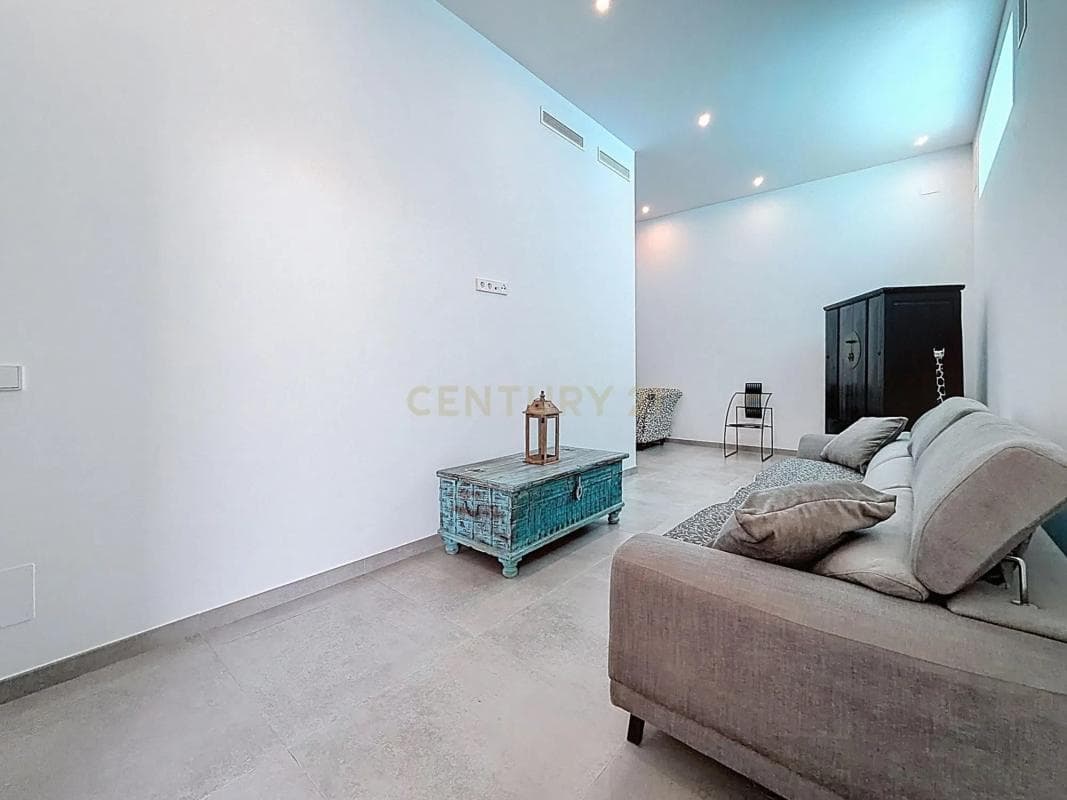 Sale of independent chalet in Avenida del Recorral, 13, Rojales
photo 4