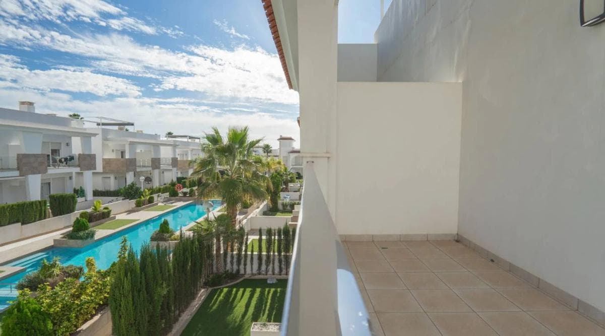 Propiedades en venta y alquiler en España photo 2