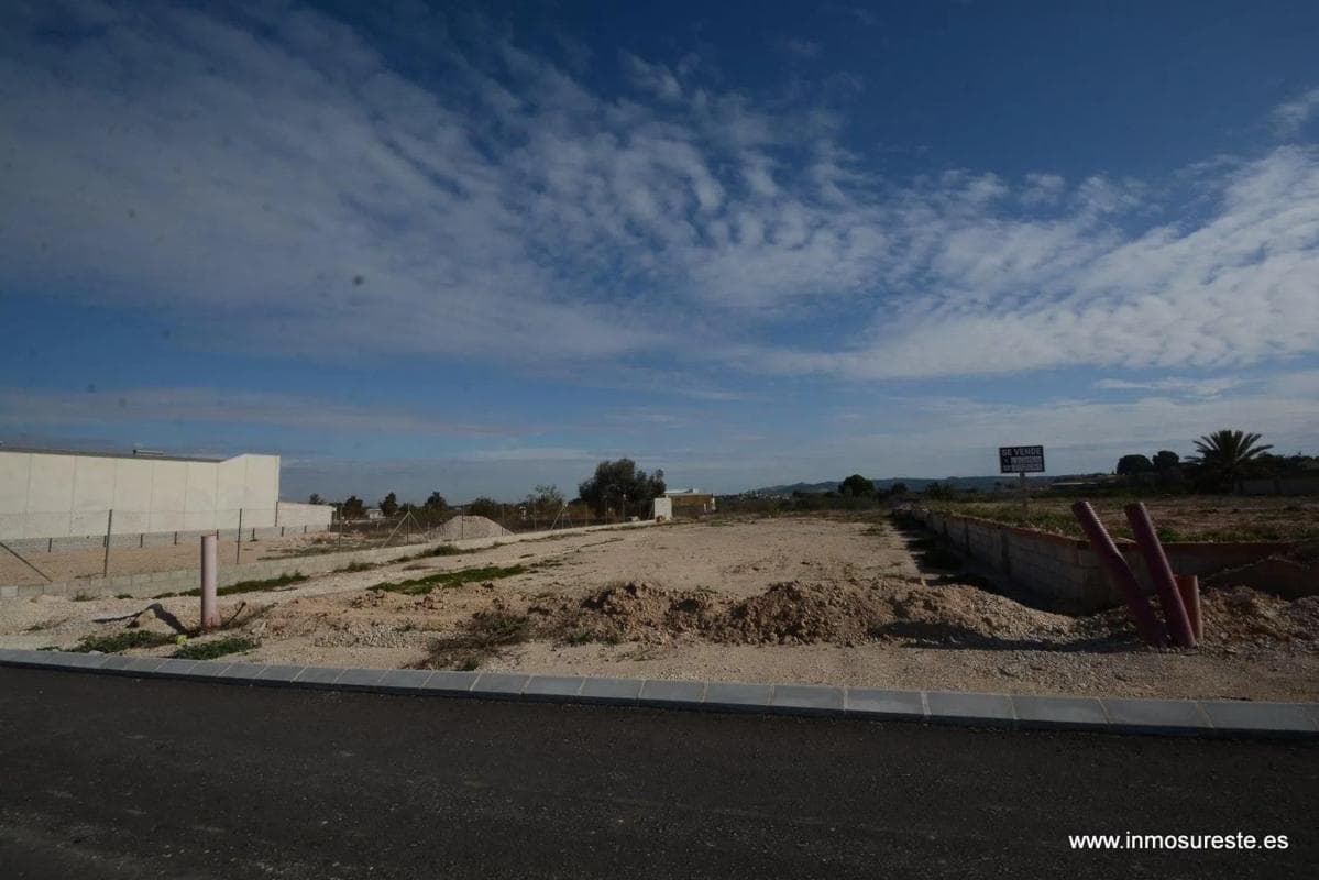 Terreno en venta en Bigastro, Alicante photo 4