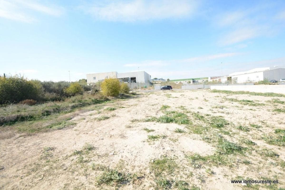 Terreno en venta en Bigastro, Alicante photo 5