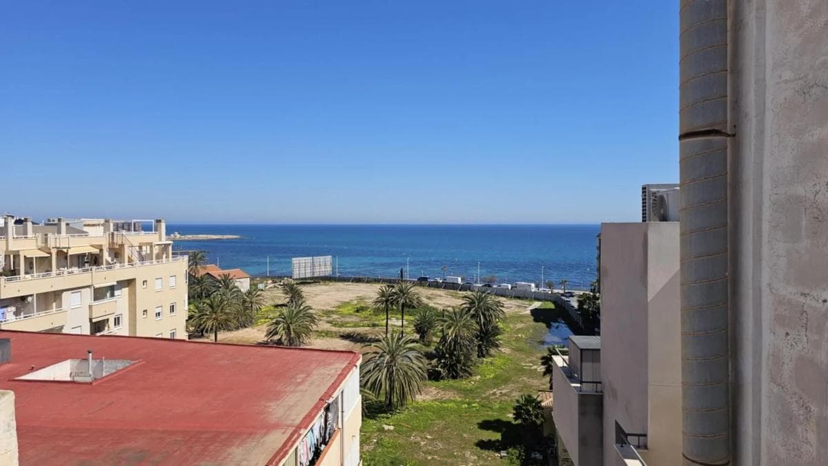 Продажа квартиры на Calle de Pedro Lorca, Торревьеха
photo 4